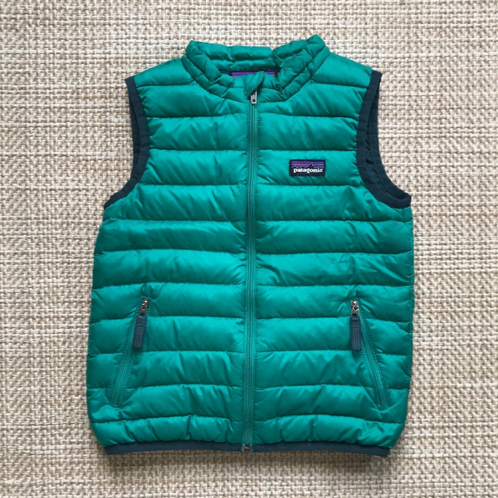 Patagonia Down Vest (size 4T)